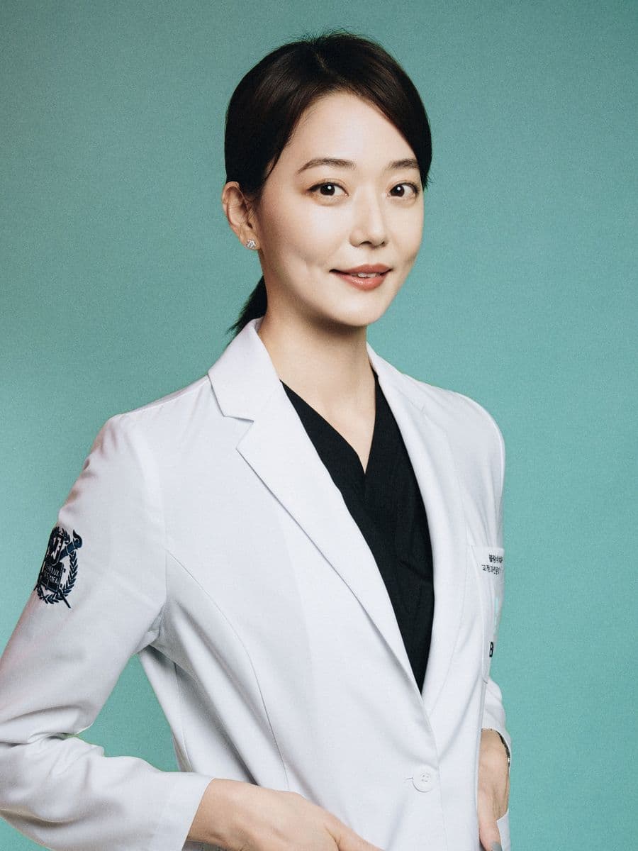 블랑쉬치과 치아교정을 진료하는 22년차 교정과 전문의 백주희 원장