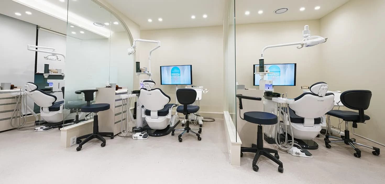 View of a general treatment room at Blanche Dental
