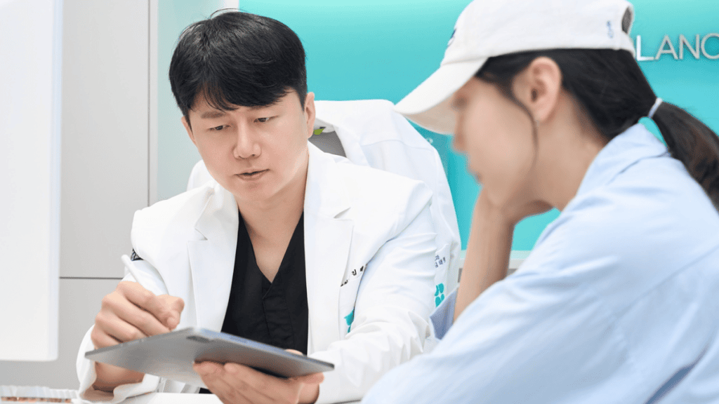 앞니 라미네이트 개수와 개당 가격 상담 장면
